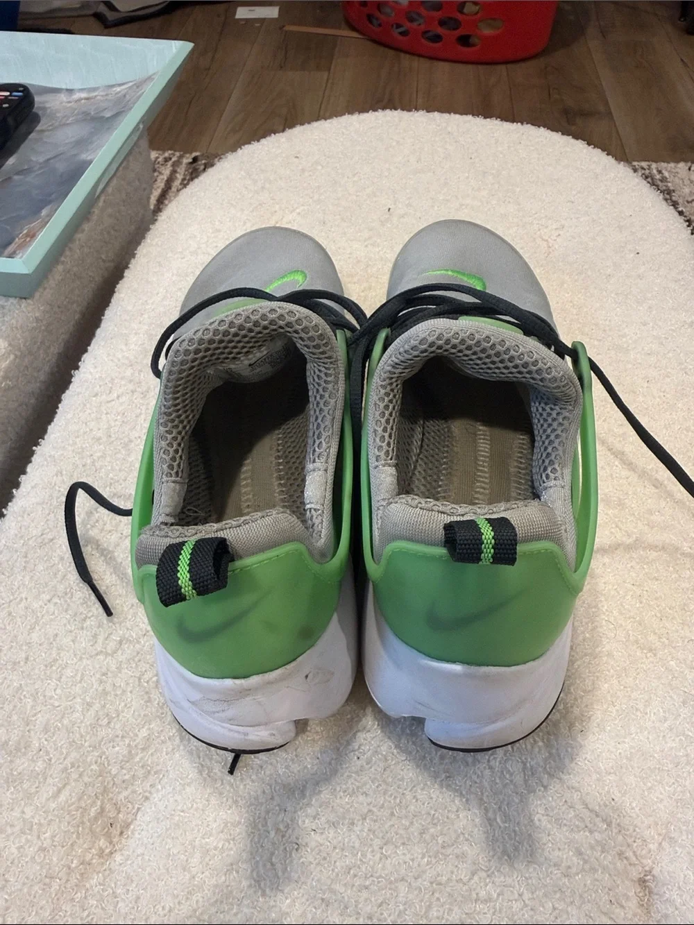 Nike Kids Gray & Neon Green Athletic Sneakers